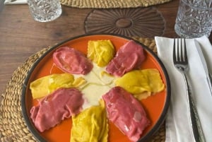 ZANZIBAR: Farma przypraw, jaskinia Salam, pływanie z żółwiami i restauracja Rock