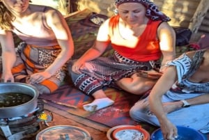 Sansibar: Mausteviljelmäkierros ja ruoanlaittokurssi lounaalla