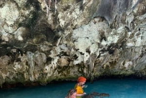ZANZIBAR: Kryddergårdstur og Salam-grotte tur