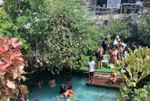 ZANZIBAR: Kryddergårdstur og Salam-grotte tur