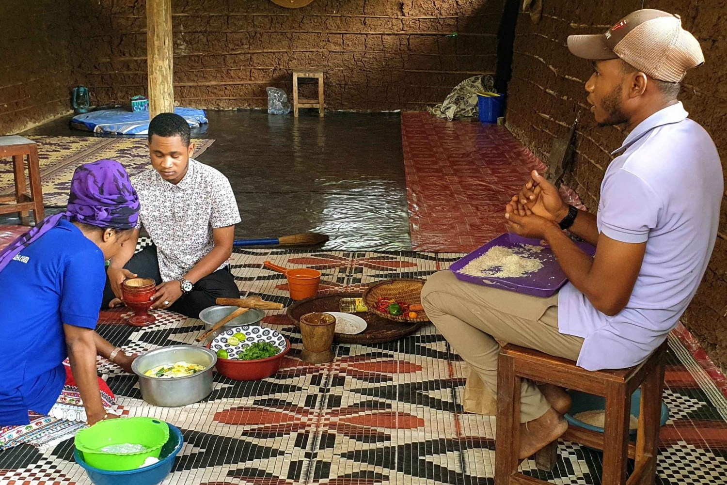 Zanzibar : visite d'une ferme d'épices et cours de cuisine locale avec déjeuner