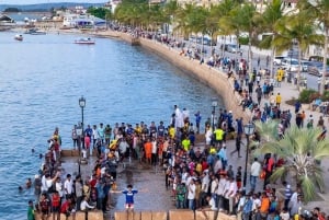 Zanzibar: Spice Farm Tour & Stone Town with Lunch