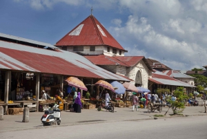 Zanzibar: Tour door de specerijenboerderij + stadsrondleiding door Stonetown