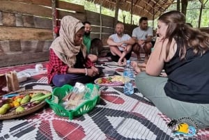 Sansibar: Maustetilakierros ja ruoanlaiton opetus