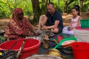 Zanzibar: Mausteviljelmäkierros perinteisellä ruoanlaitolla ja lounaalla