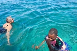 Zanzibar: estrelas-do-mar, Lagoa Azul, Borboletas e Floresta de Jozani