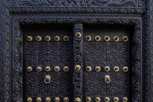 Zanzibar: Stone Town and Spice Plantation Walking Tour