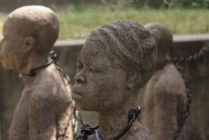 ザンジバル：ストーンタウン市内観光とスパイス農園（ランチ付き）