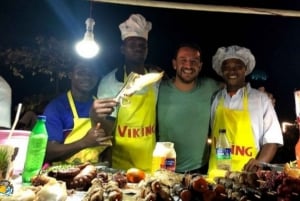 Zanzibar: Tour noturno pelo mercado de comida de Stone Town