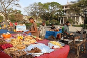 Zanzibar: Kamienne Miasto, zakupy z przewodnikiem i wycieczka kulinarna Forodhani