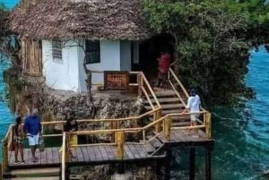 ZANZIBAR: rondleiding Stone Town en restaurant The Rock