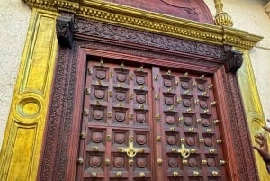 ZANZÍBAR: visita guiada a la Ciudad de Piedra y restaurante The Rock