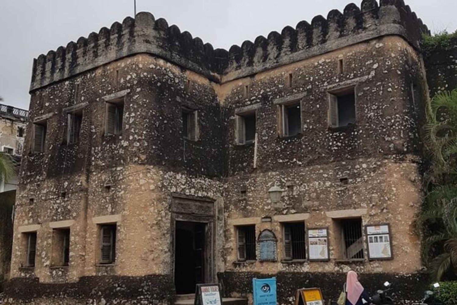 Zanzibar: Stone Town Guided Walking Tour with Lunch