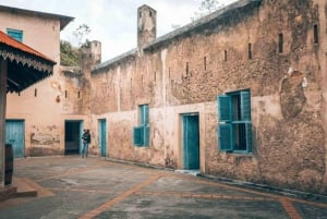 ザンジバル：ストーンタウン歴史ツアー、プリズン島、ナクペンダ島