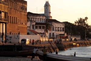 ザンジバル：ストーンタウン歴史ツアー、プリズン島、ナクペンダ島