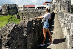 Zanzibar : visite culturelle de la Ville de pierre et des ruines de Maruhubi
