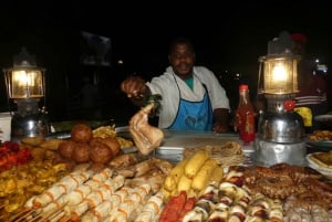 Zanzibar: Stone Town Night Tour med live-forestilling