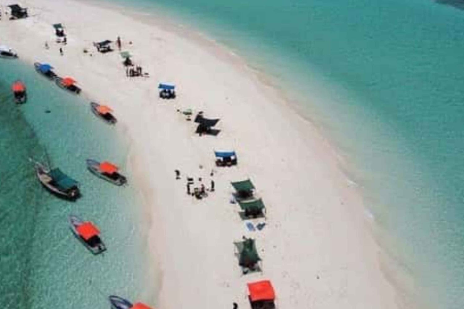 ZANZIBAR: Stone Town, Prison Island & Nakupenda Sandbank