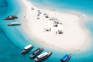 ZANZIBAR: Stone Town, Prison Island & Nakupenda Sandbank