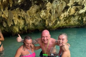 ZANZÍBAR: CIUDAD DE PIEDRA, ISLA PRISIÓN, CUEVA SALAM y tortugas marinas