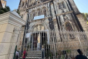 Zanzibar: Kivikaupunki, orjamarkkinat, matkamuisto ja maustetori