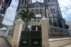 ZANZIBAR: Stone Town, Snorkeling + Starfish & Sea Turtles