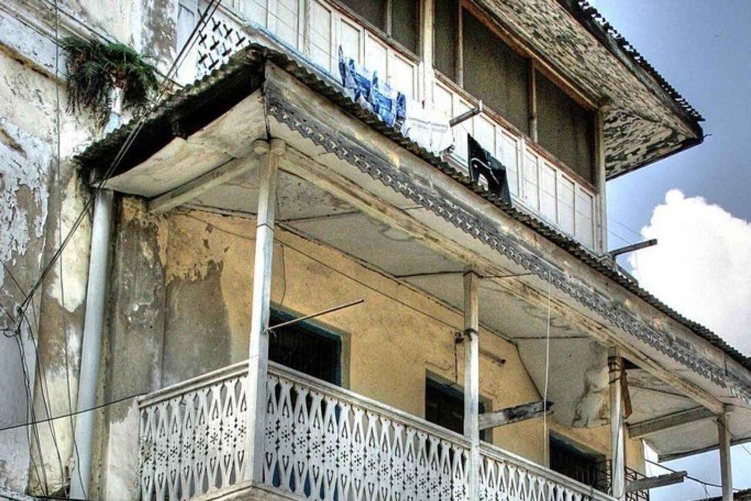 SANSIBAR: Kivikaupunki ja maustefarmi