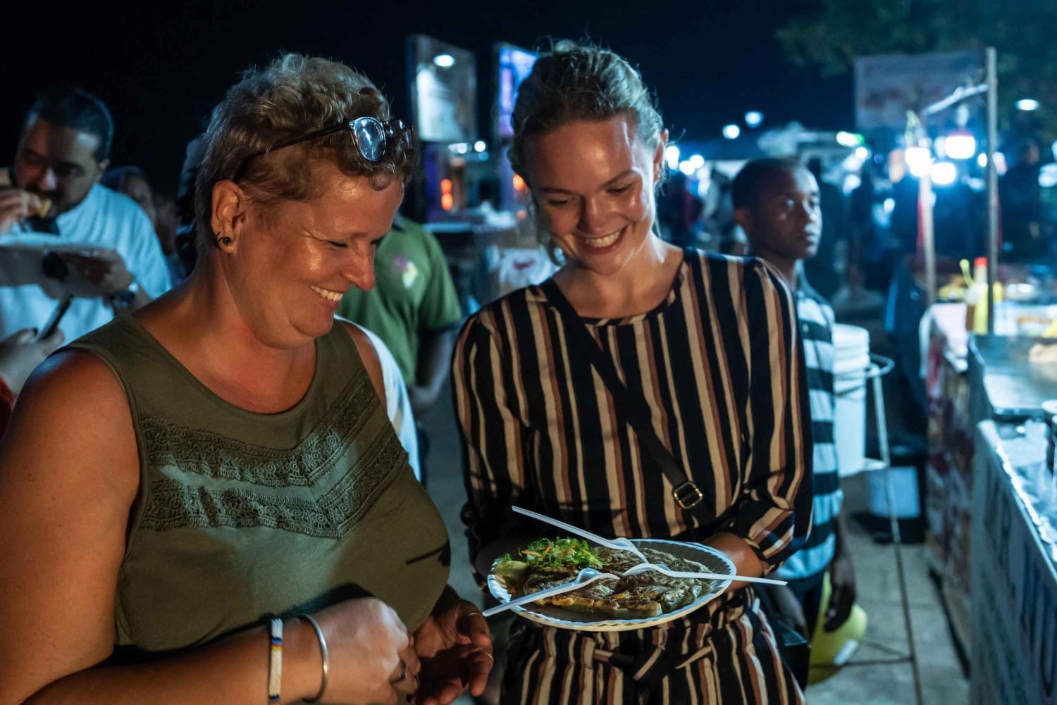 Zanzibar: tour gastronomico del mercato di Stone Town, trasferimento