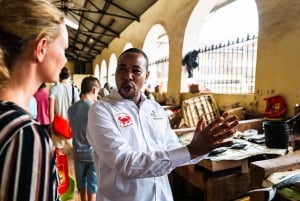 Zanzibar: tour gastronomico del mercato di Stone Town, trasferimento