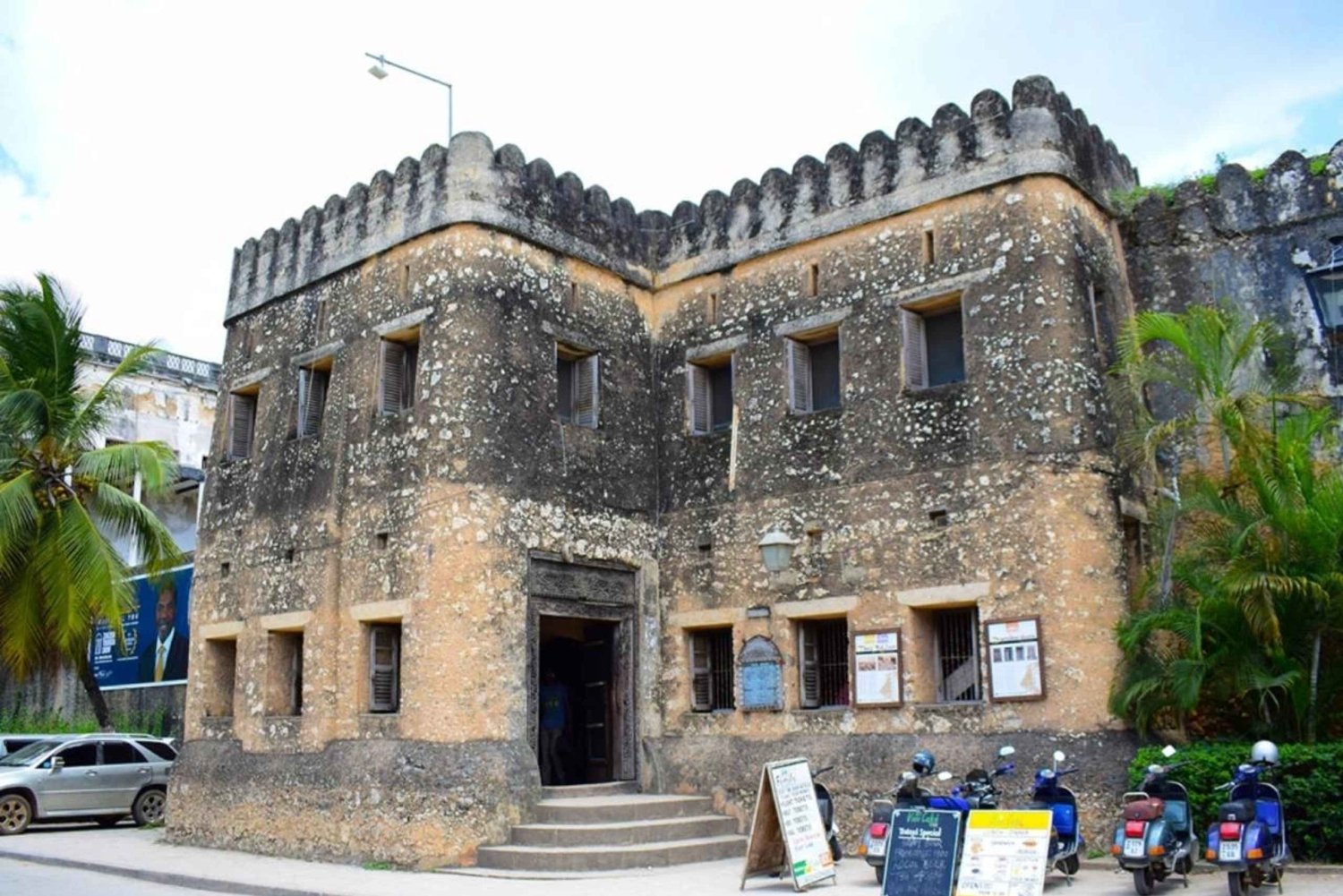 Zanzibar Heritage & Flavours: Stone Town Tour & Spice Farm
