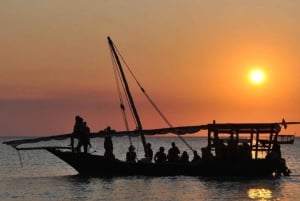 Zanzibar: Solnedgangscruise med tradisjonell musikk