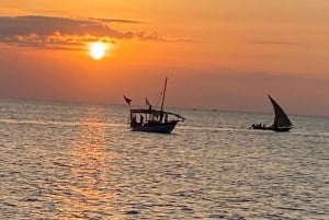 Zanzibar: Solnedgangscruise med tradisjonell musikk