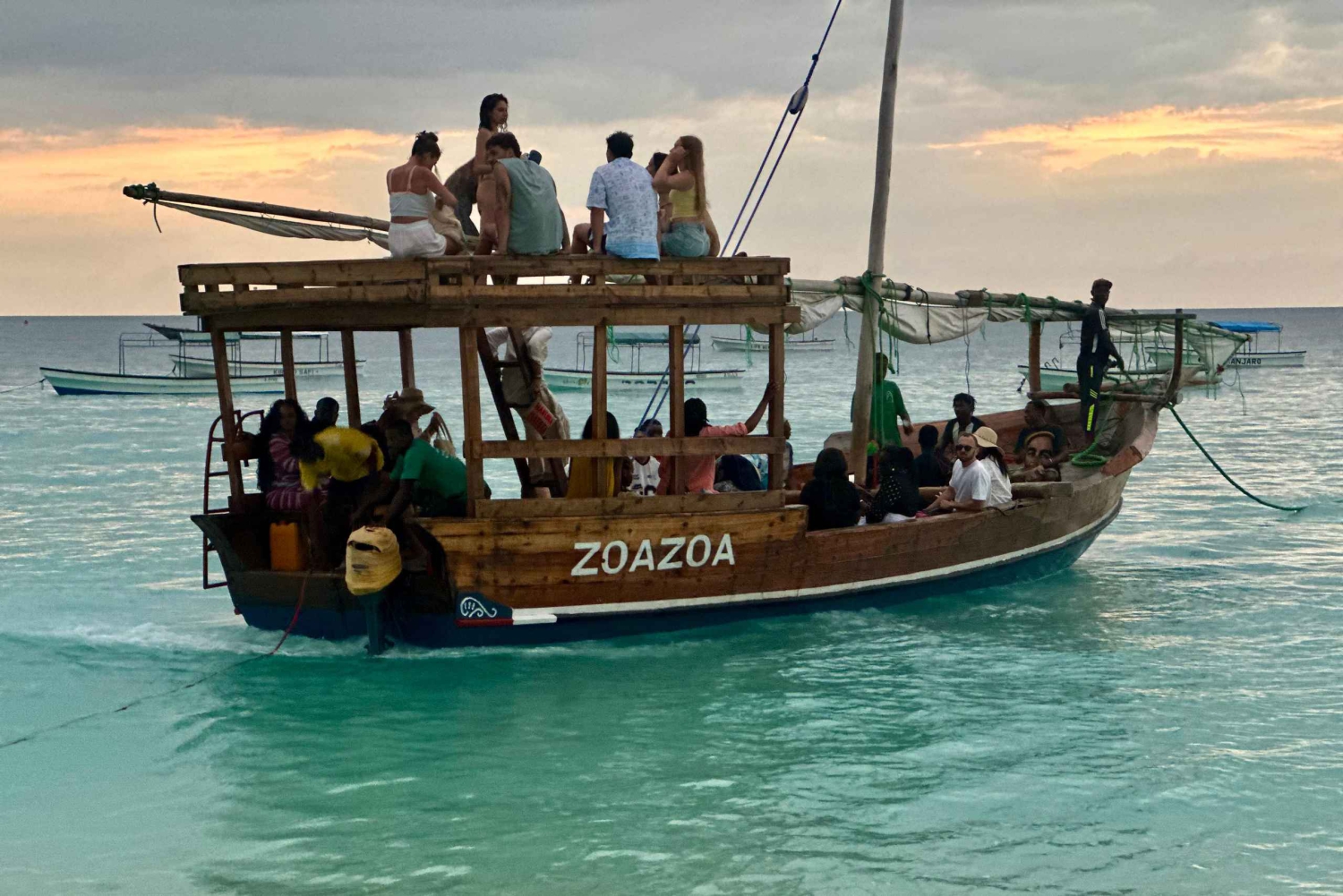 Zanzibar: Dhow-cruise i solnedgangen i Nungwi og Kendwa