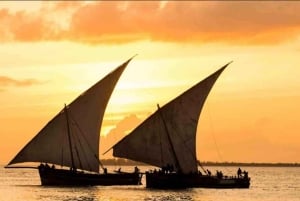 Sansibar: Dau-Fahrt bei Sonnenuntergang in Nungwi & Kendwa