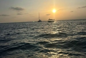 Sansibar: Dau-Fahrt bei Sonnenuntergang in Nungwi & Kendwa