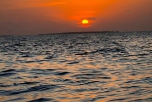 Sansibar: Dau-Fahrt bei Sonnenuntergang in Nungwi & Kendwa