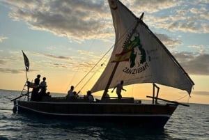 Sansibar: Dau-Fahrt bei Sonnenuntergang in Nungwi & Kendwa
