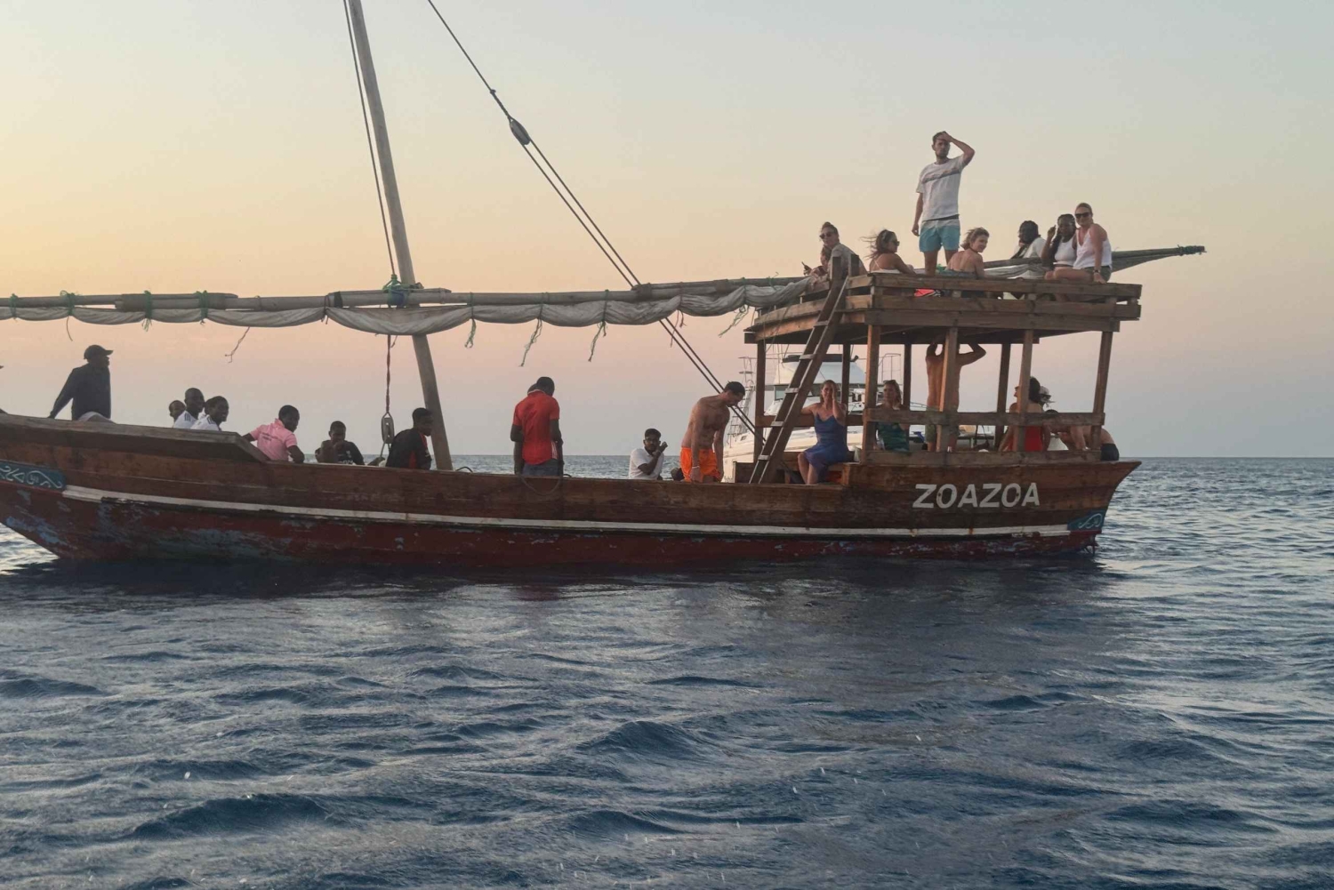 Zanzibar: dhowtocht bij zonsondergang met drankjes in het noorden