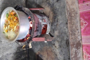 ザンジバル：スワヒリの衣装とスパイス農園での料理教室をお楽しみください