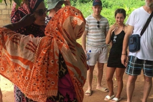 Sansibar: Besuch bei einer Swahili-Familie mit Tee & Geschichten