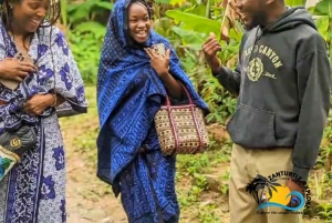 ザンジバル：タザリ文化村ツアーと料理教室をお楽しみください