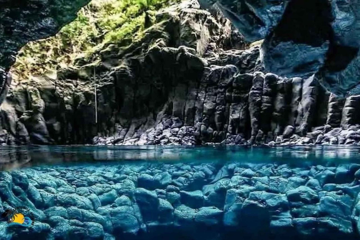 زنجبار: جولة مطعم ذا روك والسباحة في كهف كوزا