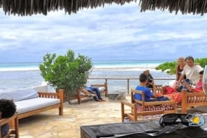 زنجبار: جولة مطعم ذا روك والسباحة في كهف كوزا