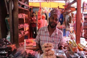 Zanzibar: Swahilin maustekokemus – maustekierros + kulinaarinen matka