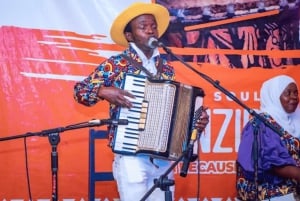 Занзибар: традиционное живое выступление с музыкой таараб