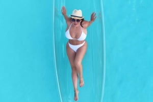 Sesión de fotos con dron en kayak transparente en Zanzíbar