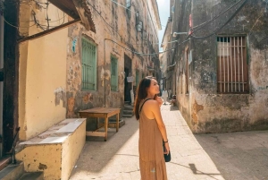 Zanzibar: Byrundtur, matlagningskurs och dhowkryssning