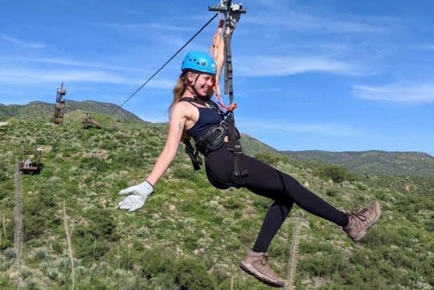 ザンジバル：ジップラインアドベンチャー＆マシンギニの森を探索しましょう。