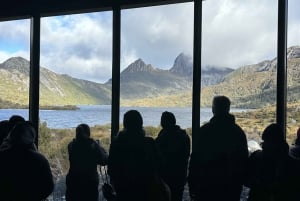 6D5N Tasmania Unveiled: Discovering Icons and Hidden Gems