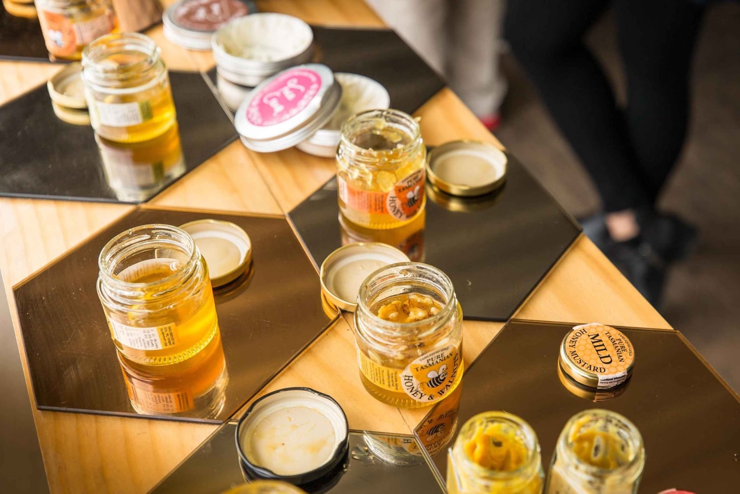 Wycieczka na wyspę Bruny z latarnią morską i 2-daniowym lunchem w winiarni